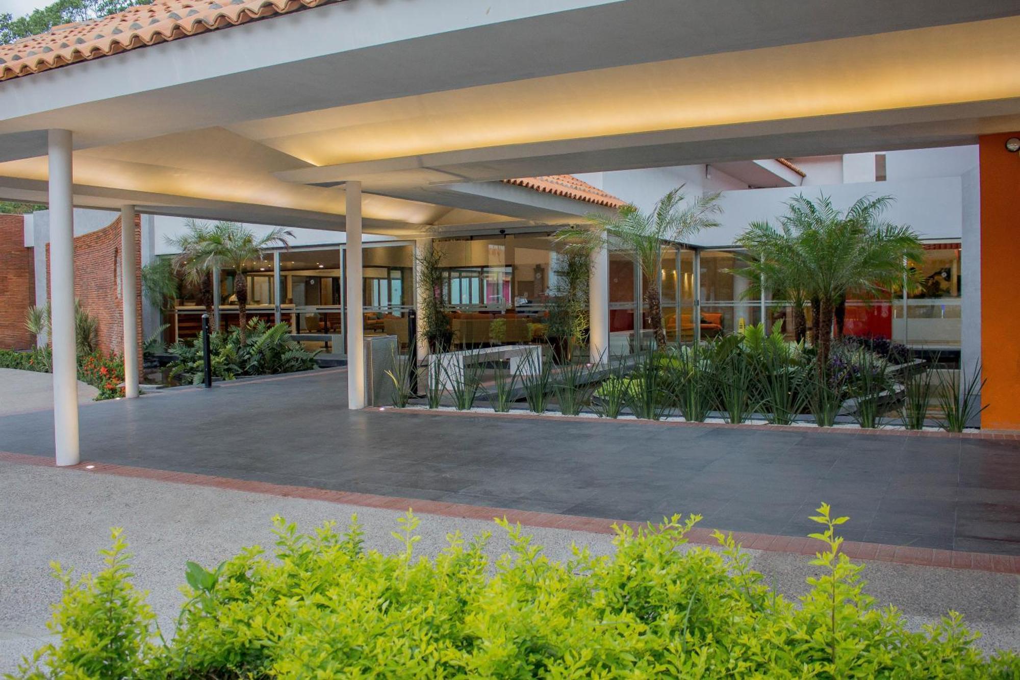 Plaza Pelicanos Club Beach Resort All Inclusive Puerto Vallarta Exterior foto